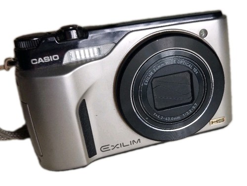 Casio exilim 100 - hd, hdmi