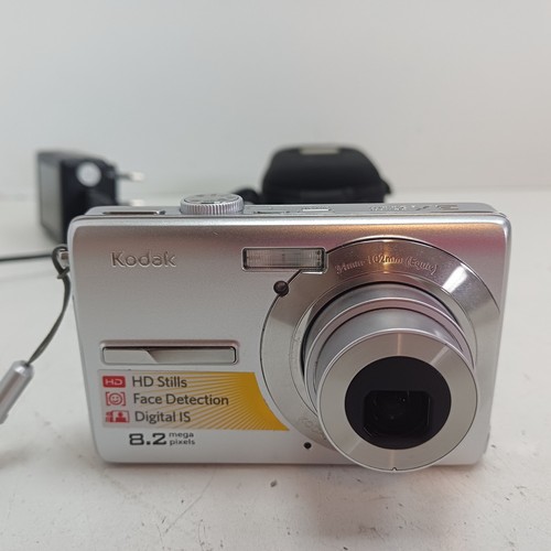 Fotocamera digitale compatta