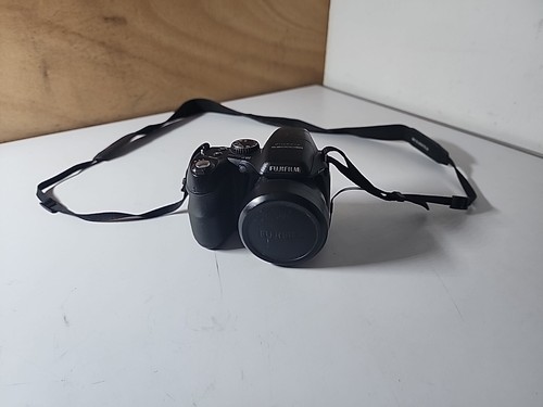 Fujifilm finepix s2000 - finepix,